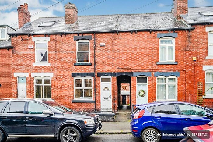 3 Bedroom Terraced House For Sale In Murray Road, Sheffield, S11