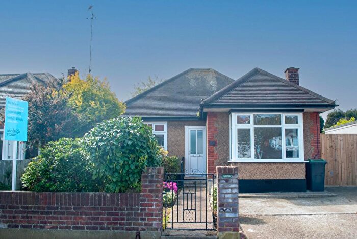 2 Bedroom Bungalow To Rent In Carlton Avenue, Westcliff-on-Sea, SS0