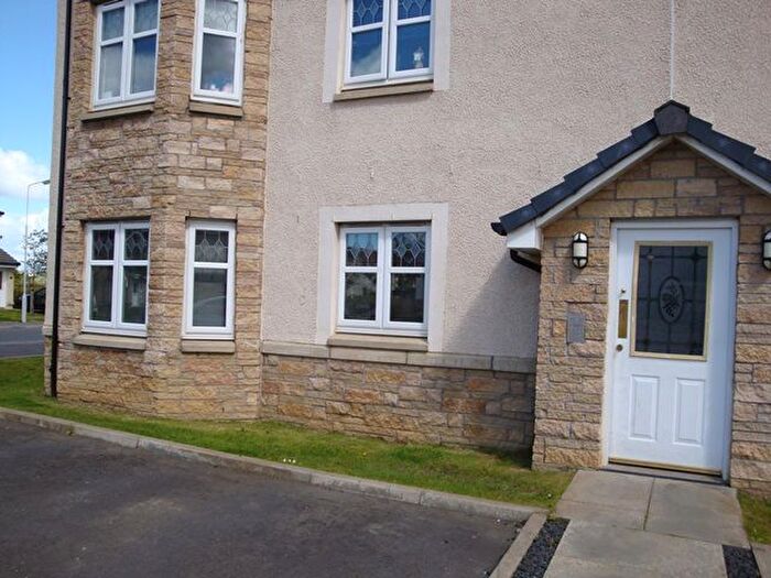2 Bedroom Flat To Rent In Peasehill Road, Rosyth, KY11