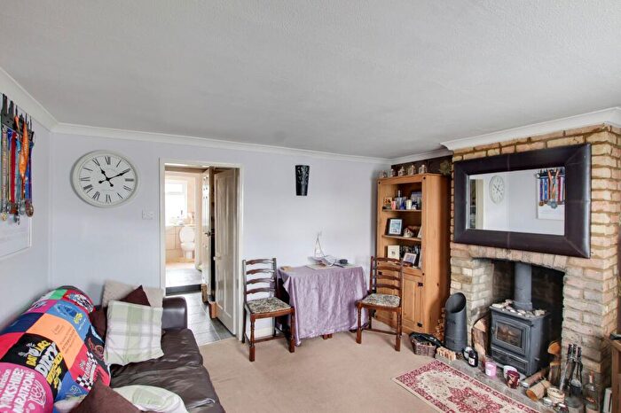 2 Bedroom Terraced House For Sale In Great North Road, Wyboston, MK44