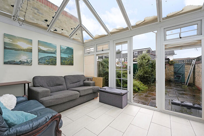 4 Bedroom Flat To Rent In Fallow Court, Argyle Way, SE16