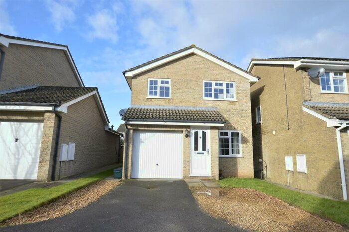 3 Bedroom Detached House To Rent In Furlong Close, Midsomer Norton, Radstock, Somerset, BA3