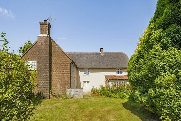 5 Bedroom Detached House For Sale In East Morden, Wareham, Dorset, BH20