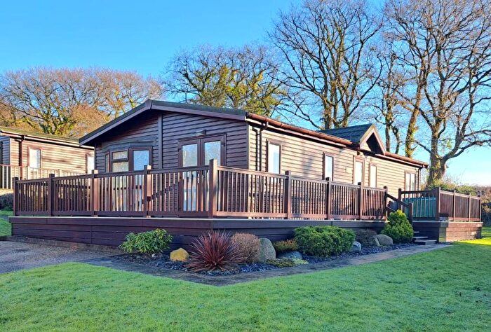 2 Bedroom Park Home For Sale In Tingdene Country Lodge, Whitford, CH8