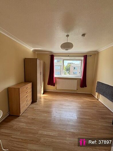 1 Bedroom Apartment To Rent In Patrick Connolly Gardens, London, E3