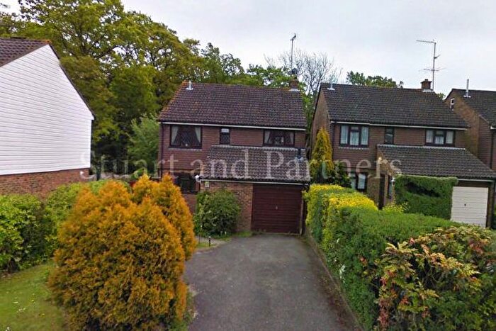 4 Bedroom Detached House To Rent In Johnson Drive, Burgess Hill, RH15