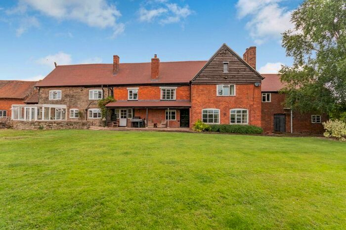 8 Bedroom Farmhouse For Sale In Eastham, Tenbury Wells, WR15