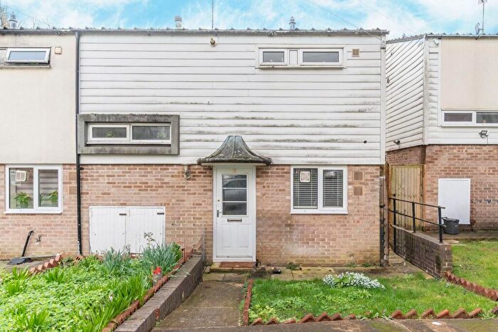 2 Bedroom End Of Terrace House For Sale In Robb Road, Stanmore, HA7