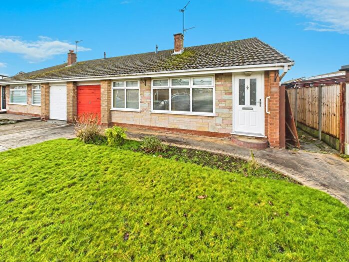 2 Bedroom Bungalow For Sale In Cranfield Road, Wigan, WN3