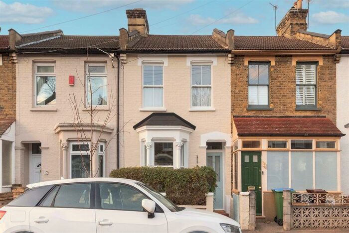 2 Bedroom Terraced House To Rent In Huddlestone Road, Forest Gate, E7