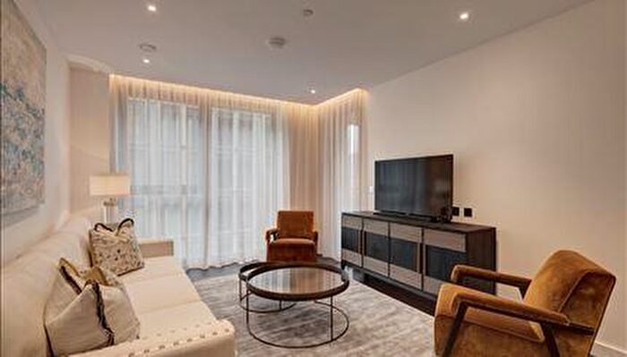 2 Bedroom Flat To Rent In Thornes House, Clowes Walk, Nine Elms, London, SW11