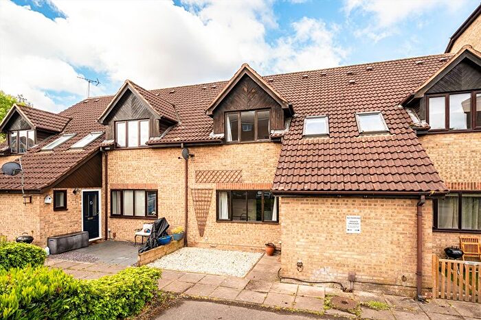 2 Bedroom Property For Sale In Varsity Drive, Twickenham, TW1