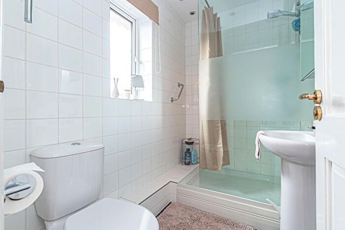 4 Bedroom Detached House For Sale In The Nurseries, Eaton Bray, LU6