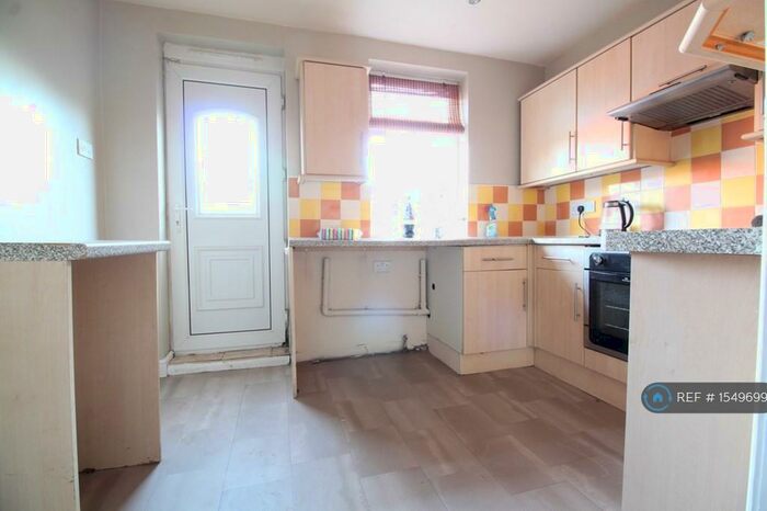 3 Bedroom Terraced House To Rent In Brinckman Street, Barnsley, S70