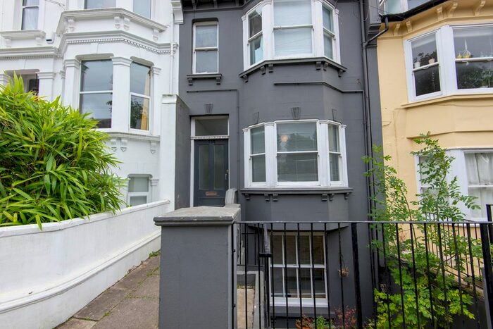 5 Bedroom Maisonette To Rent In Springfield Road, Brighton, East Sussex, BN1