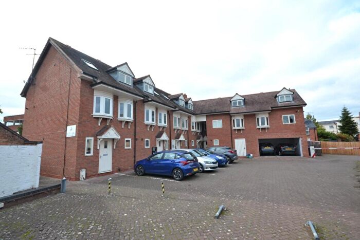 2 Bedroom Apartment To Rent In Stratford Court, Birmingham Road, Stratford-Upon-Avon, CV37