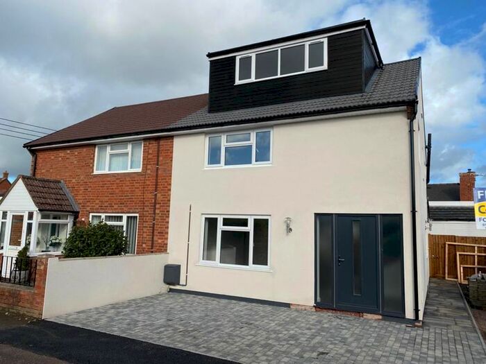 4 Bedroom Semi-Detached House For Sale In Holme Lacy, Hereford HR2