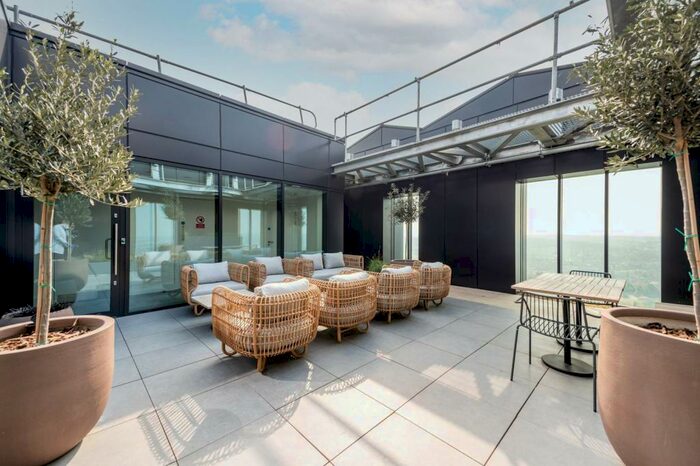 1 Bedroom Flat To Rent In Ten Degrees, Croydon, CR0