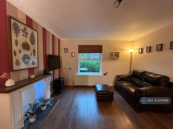 1 Bedroom Flat To Rent In Glimpsing Green, Thamesmead, DA18