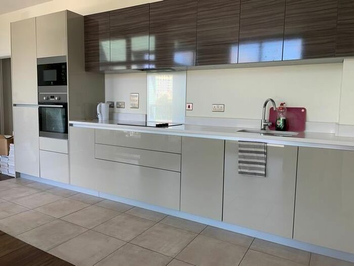 1 Bedroom Flat To Rent In Richard Court, Stanley Road, London, W3