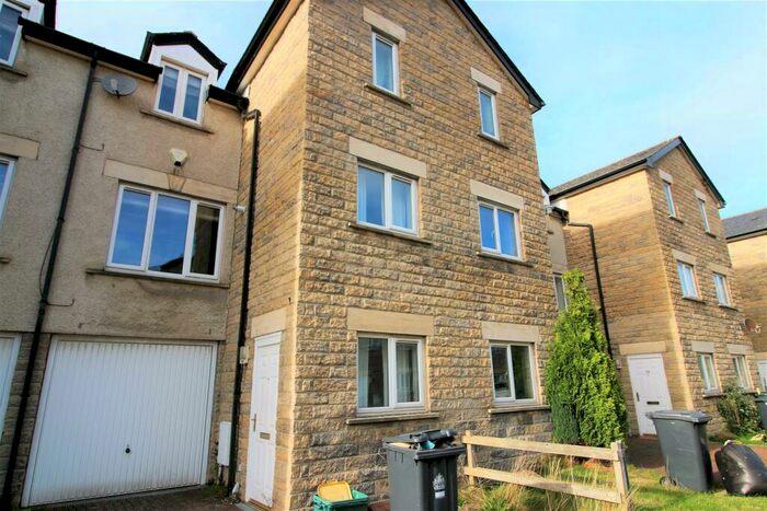 4 Bedroom Private Halls To Rent In Allandale Gardens, Lancaster, LA1