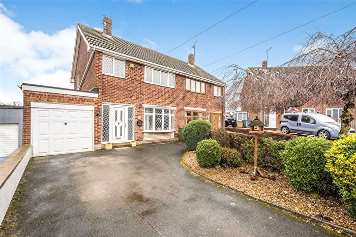 3 Bedroom Semi Detached House For Sale In Pagdin Drive, Styrrup, Doncaster, Nottinghamshire, DN11