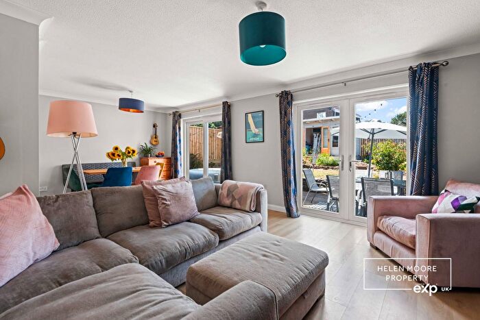 4 Bedroom Detached House For Sale In Brakefield, South Brent, Devon, TQ10