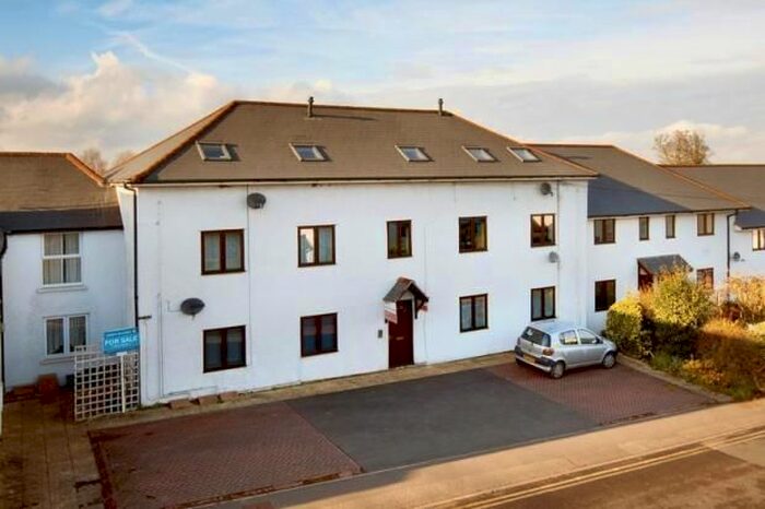 2 Bedroom Flat To Rent In Rockwell Gate, Rockwell Green, Wellington, TA21