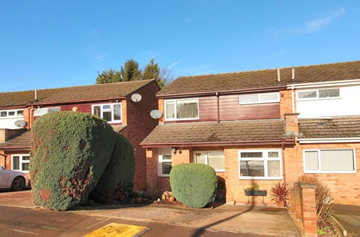 3 Bedroom Semi-Detached House For Sale In Downside Gardens, Potton, Sandy, SG19