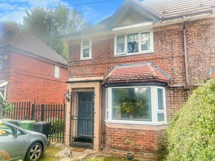 Houses for sale & to rent in LS9 6RL, Denbigh Heights, Gipton