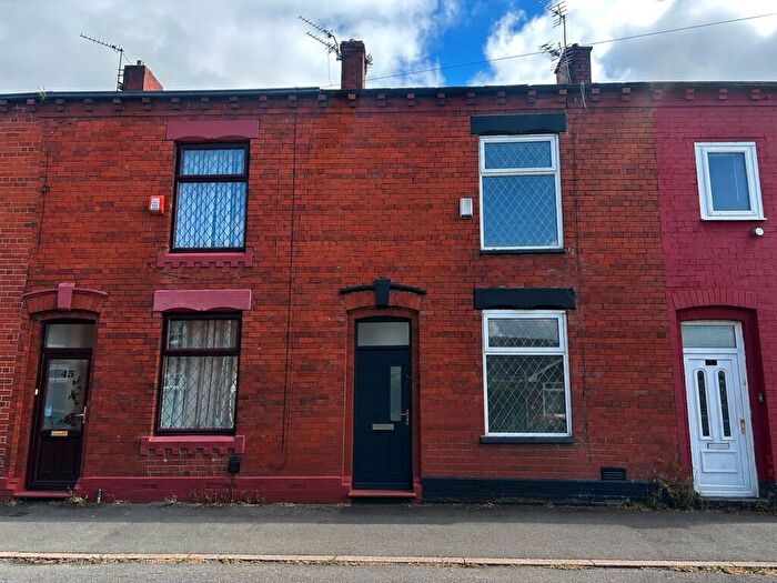 2 Bedroom Terraced House For Sale In Argus Street, Hollins, Oldham, OL8
