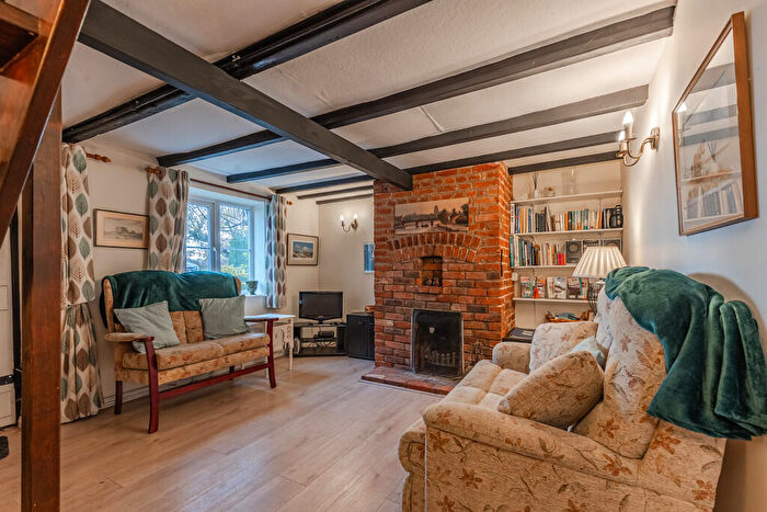 2 Bedroom Cottage For Sale In Stanhoe, PE31