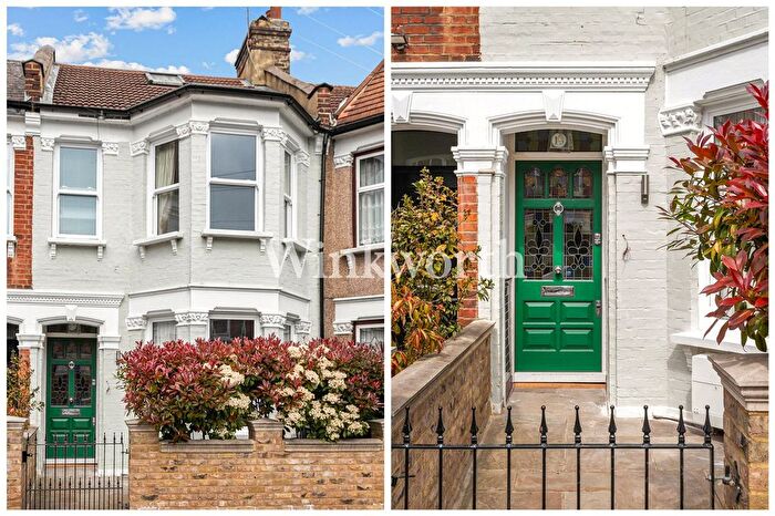 3 Bedroom Terraced House For Sale In Woodside Gardens, London, N17