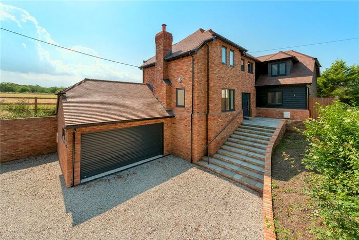 4 Bedroom Detached House For Sale In Sunny Bank, Iffin Lane, Canterbury, CT4