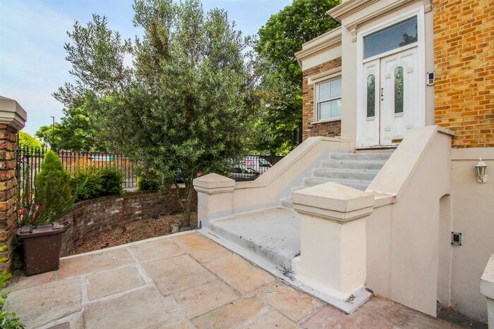 3 Bedroom Flat To Rent In Mildmay Park, London, N1