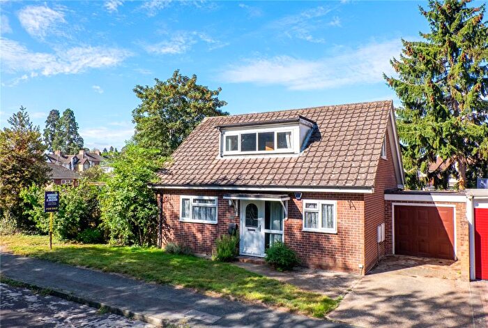 3 Bedroom Bungalow For Sale In Cobdown Close, Ditton, Aylesford, Kent, ME20
