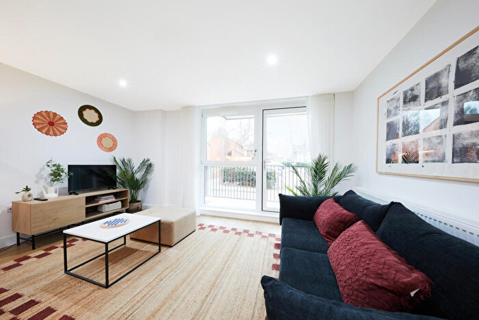 2 Bedroom Apartment To Rent In Stafford Street, Bedminster, Bristol, BS3