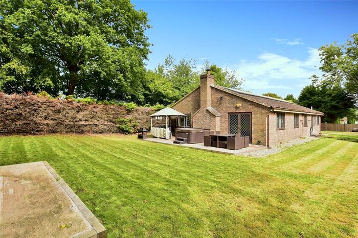 4 Bedroom Bungalow For Sale In Scragged Oak Road, Detling, Maidstone, Kent, ME14