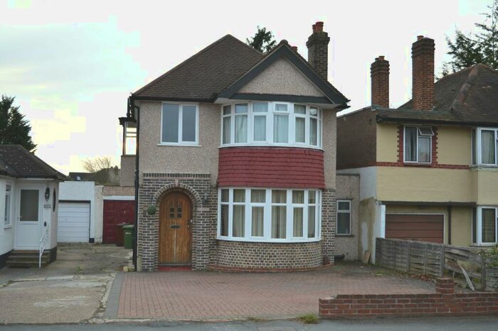 3 Bedroom Detached House To Rent In Kingston Road, Ewell, Surrey., KT19