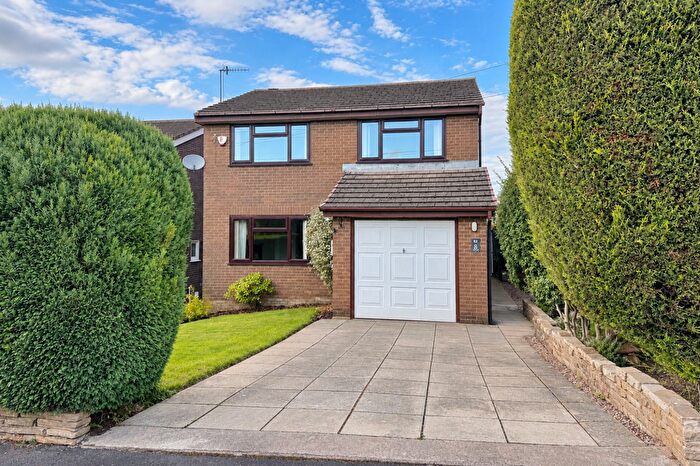 4 Bedroom Detached House For Sale In Meadowfield Close, Hadfield, SK13
