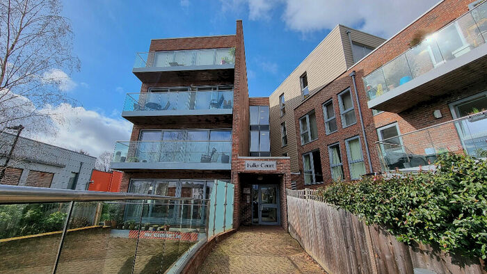 2 Bedroom Apartment To Rent In Park Road, London, N8