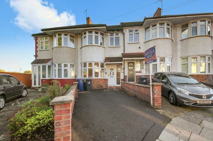 3 Bedroom Terraced House To Rent In Brentvale Avenue, Southall, UB1