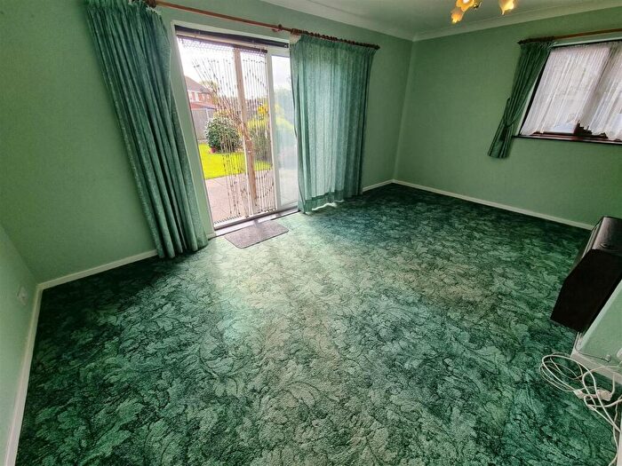 2 Bedroom Detached Bungalow For Sale In Noel Close, Hopton-on-Sea, NR31