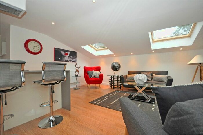 2 Bedroom Flat To Rent In Eagle Court, Montpellier, Cheltenham, GL50