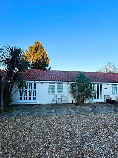 2 Bedroom Bungalow To Rent In Bail Mews, Lincoln, LN1