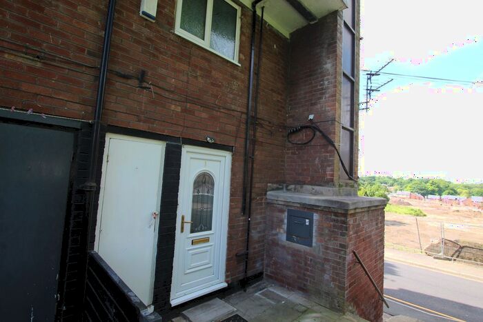 2 Bedroom Flat To Rent In Elm House, Prescot, L34