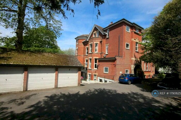 2 Bedroom Flat To Rent In Bodorgan House, Bournemouth, BH2
