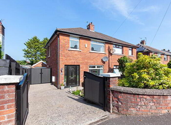 3 Bedroom Semi-Detached House For Sale In Carnmoney Road, Newtownabbey, BT36