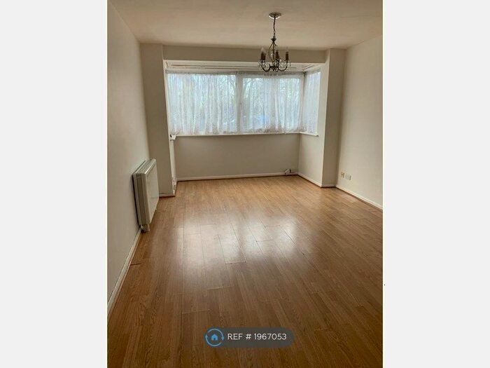 2 Bedroom Flat To Rent In Greenpark Court, Wembley, HA0