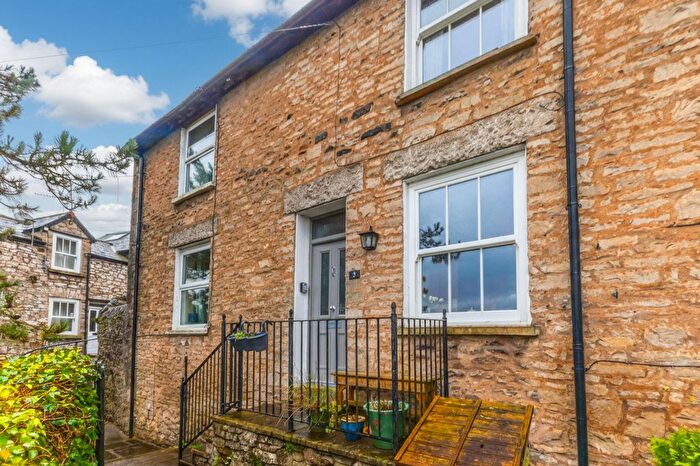 2 Bedroom Terraced House For Sale In Prospect Terrace, Kendal, LA9